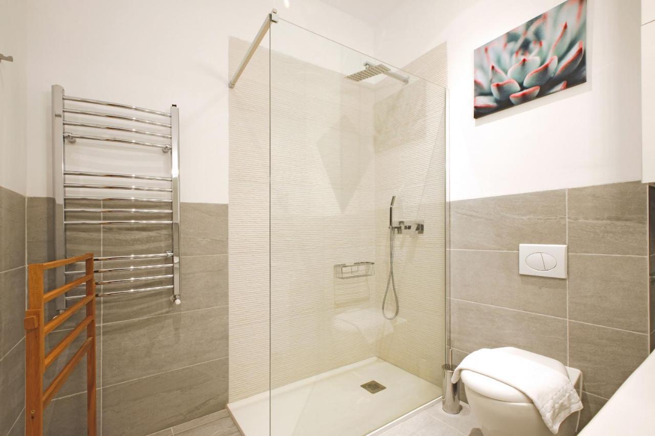 Appartement Reina Sofía Boutique by Madflats Collection à Madrid Extérieur photo