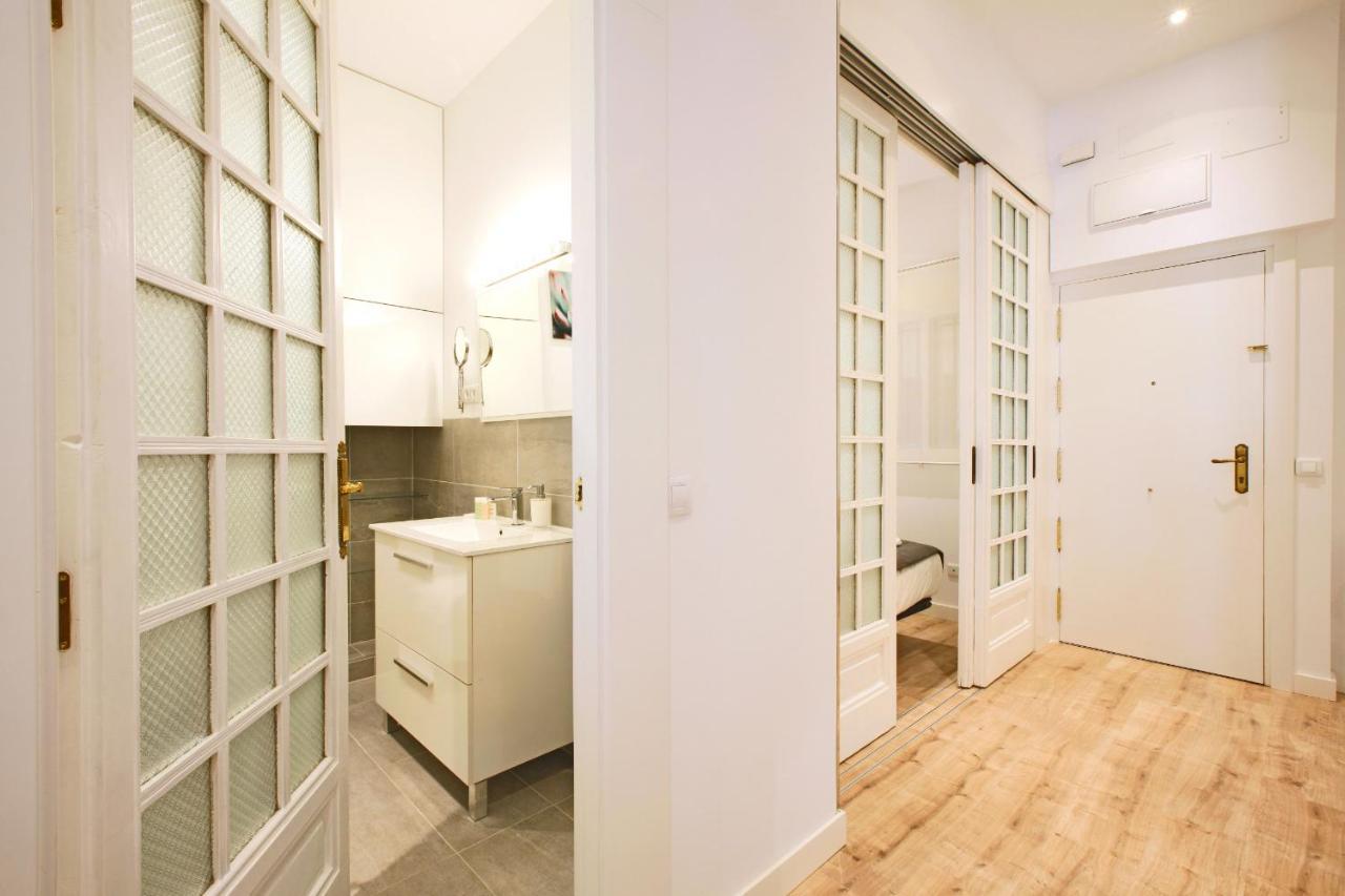 Appartement Reina Sofía Boutique by Madflats Collection à Madrid Extérieur photo