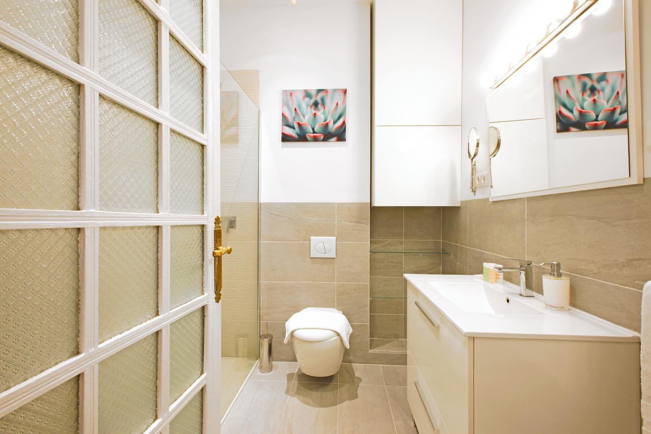 Appartement Reina Sofía Boutique by Madflats Collection à Madrid Extérieur photo
